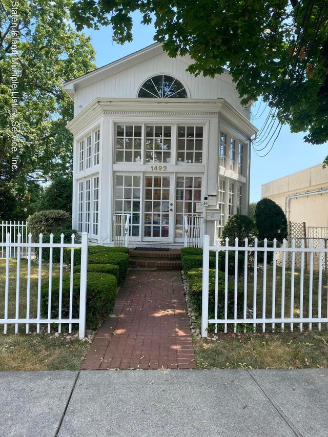 1492 Richmond Road Ground Floor Back Office Space, Staten Island