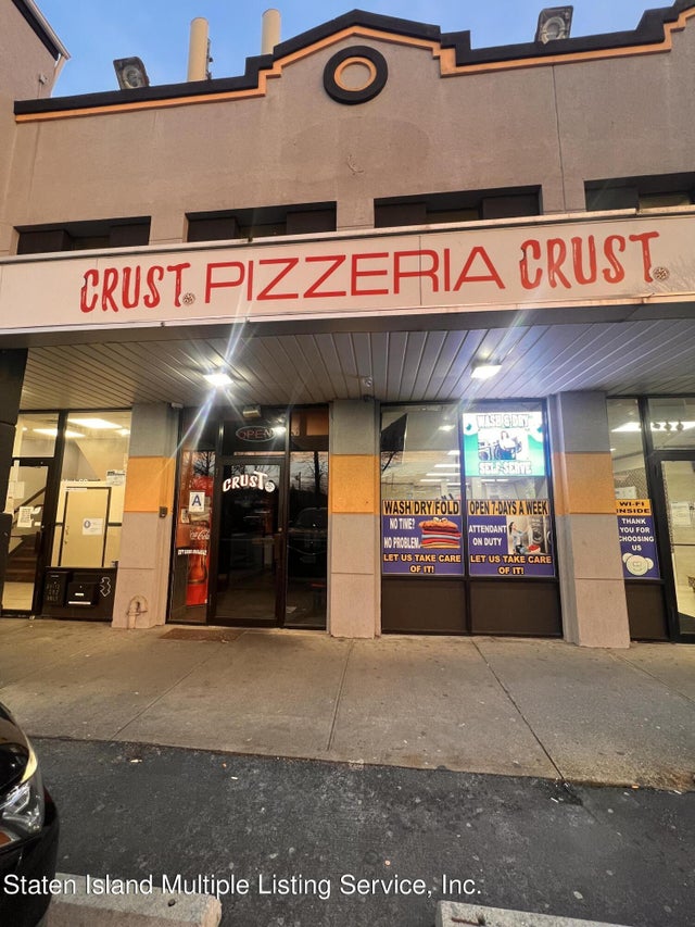 2071 Clove Road, Staten Island